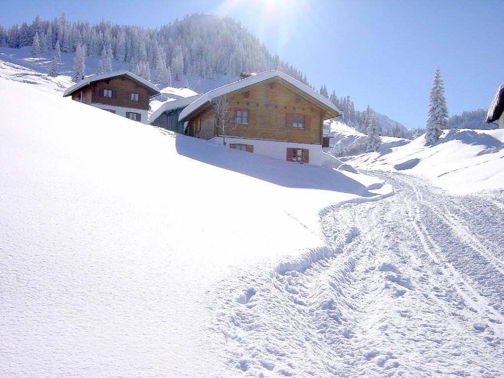 Alpenchalet Garfrescha Villa Sankt Gallenkirch Exterior photo