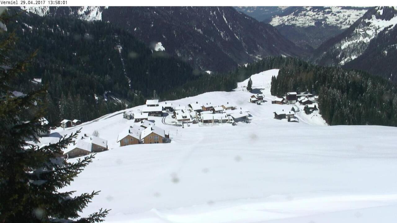 Alpenchalet Garfrescha Villa Sankt Gallenkirch Exterior photo